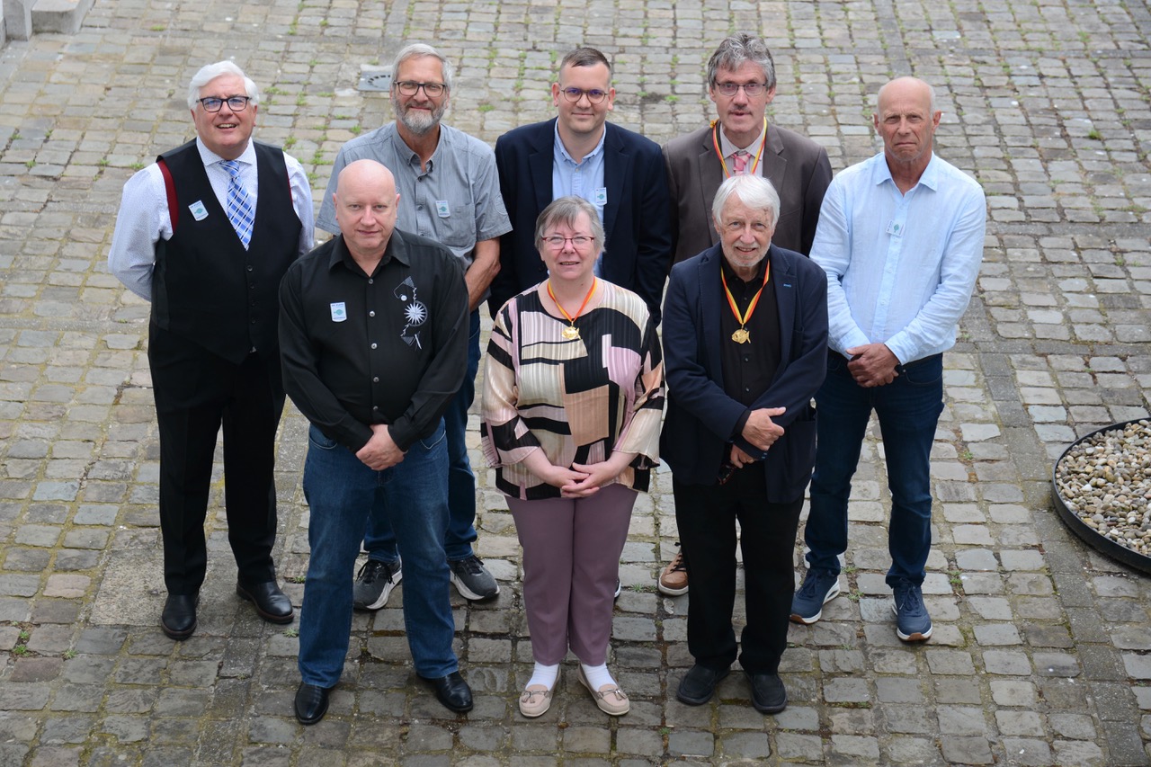 Bestuursleden 2024